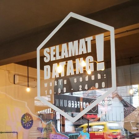 Coffeebunk Hostel Tangerang Exterior foto